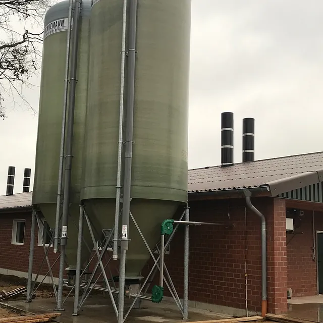 Neubau eines Maststalls