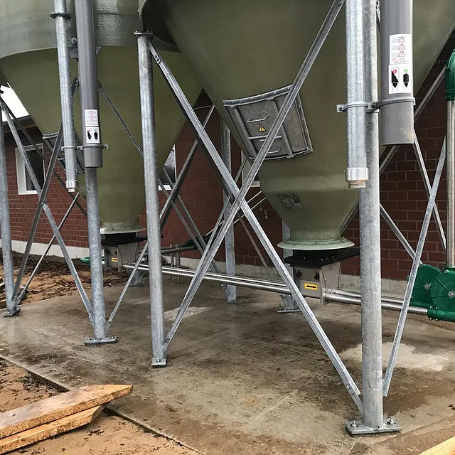 Neubau eines Maststalls