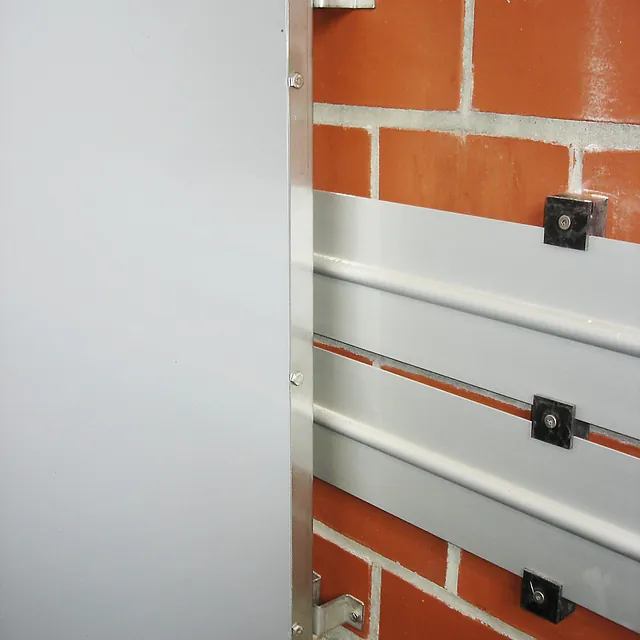 Abstandhalter für Heizungsrohre