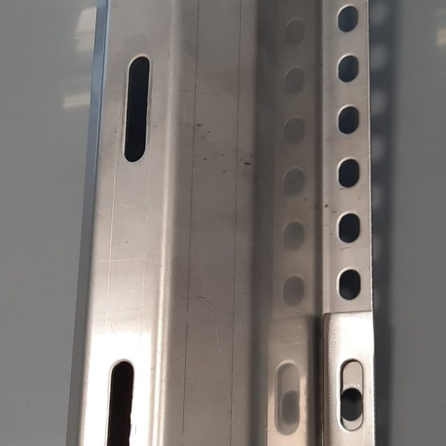 Peletthalter mit verstellbarem Anschlag